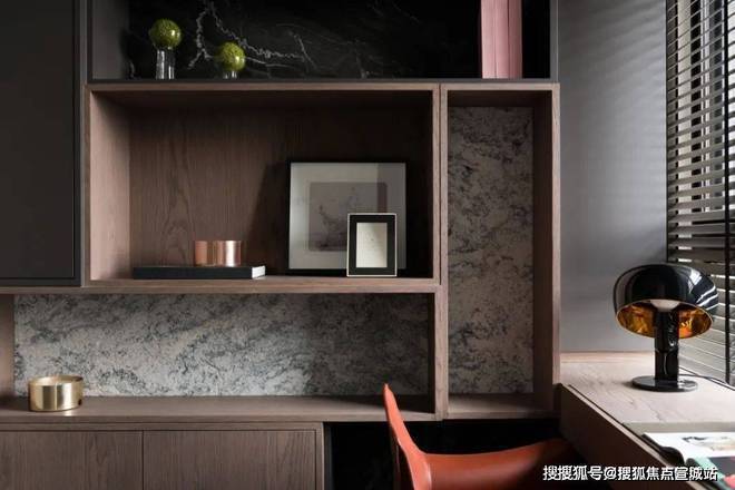 橋C位前灣壹號售樓處發布：一席盡奢藏”AG真人國際網站?前灣壹號售樓處 虹(圖2)