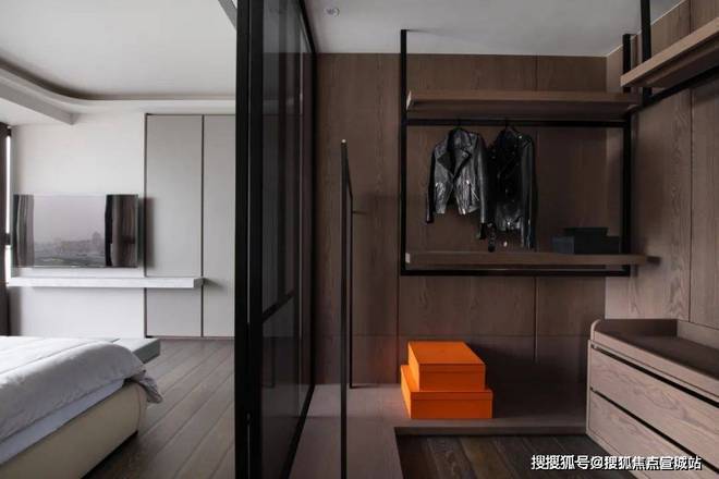 橋C位前灣壹號售樓處發布：一席盡奢藏”AG真人國際網站?前灣壹號售樓處 虹(圖4)