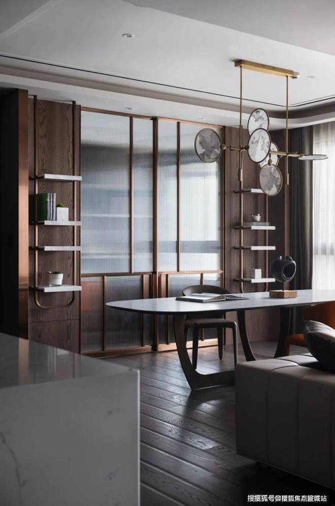 橋C位前灣壹號售樓處發布：一席盡奢藏”AG真人國際網站?前灣壹號售樓處 虹(圖10)