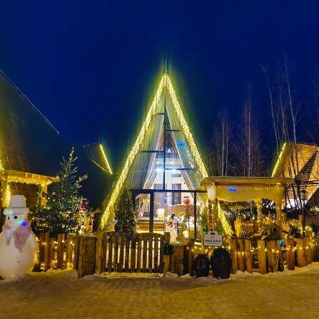 “童話世界”點(diǎn)亮冰雪經(jīng)濟(jì)新坐標(biāo)AG真人試玩平臺(tái)長(zhǎng)白山麓角村(圖1)