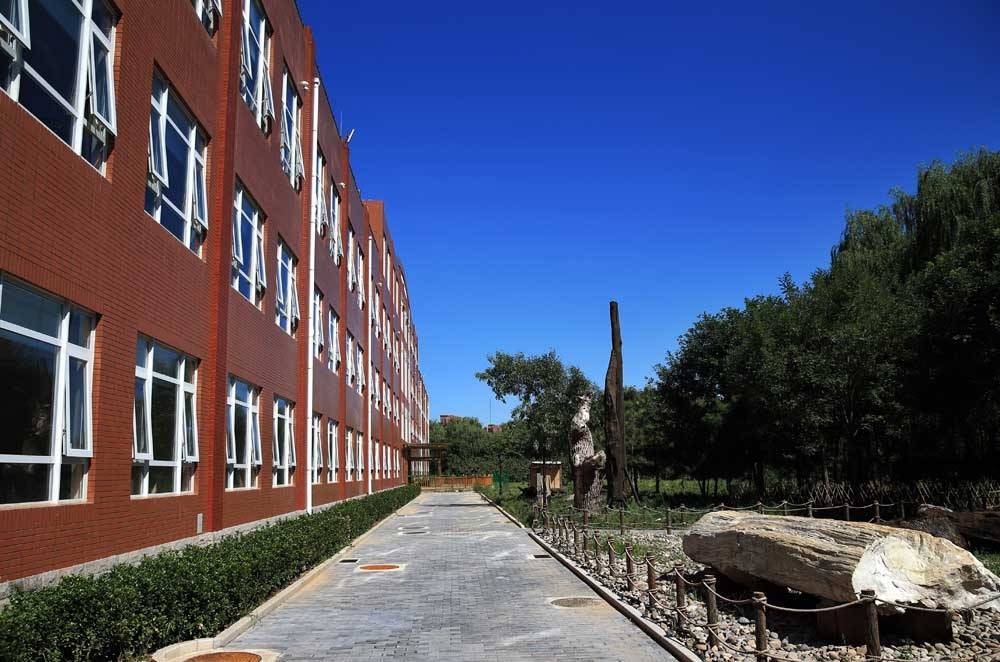 樂時(shí)光松鶴養(yǎng)老院有限公司 口碑標(biāo)桿2026最新AG真人高端認(rèn)知照護(hù)養(yǎng)老機(jī)構(gòu)口碑好的有哪些？普(圖8)